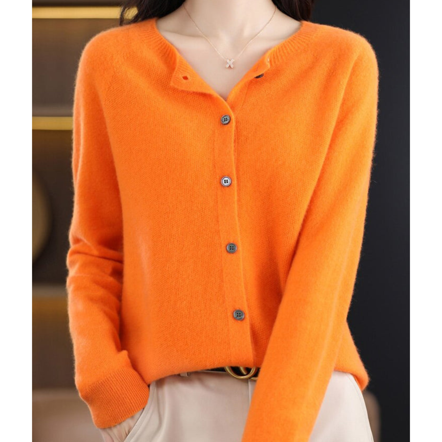 Mercy Cardigan Femme – Elegant Cardigan in Merino Wool & Soft Cashmere with Round Neck
