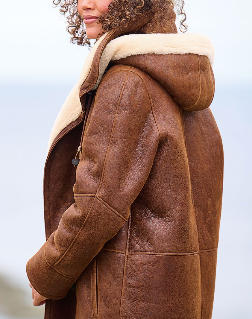 Leia Women's Hooded Coat – Warm, Casual & Elegant for Winter Days