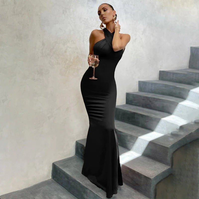 Halter Neck Maxi Dress – Elegant Backless Mermaid Fit for Evening & Events
