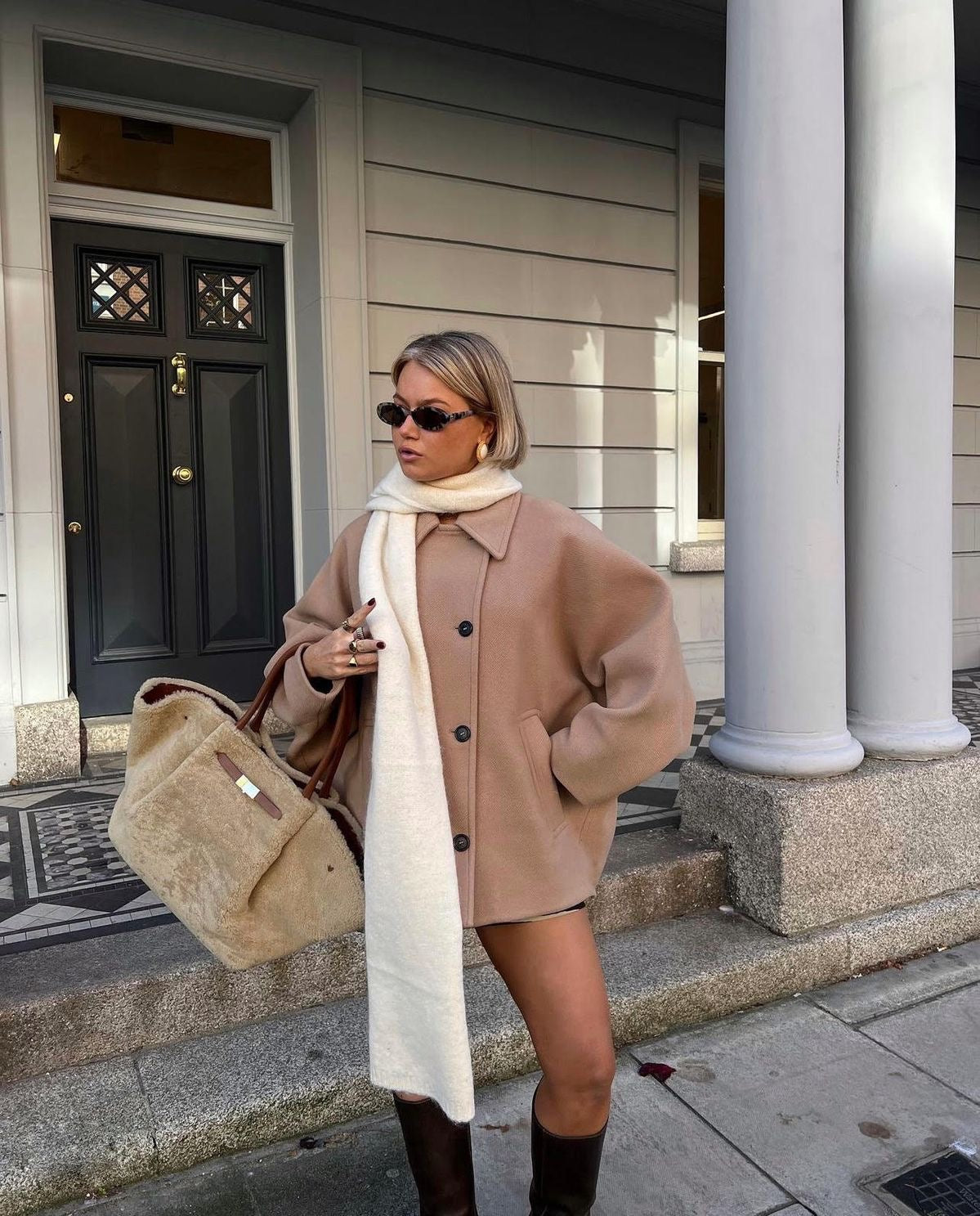 Lainey Women's Coat – Elegant & Comfortable Oversized Wool Coat for Winter