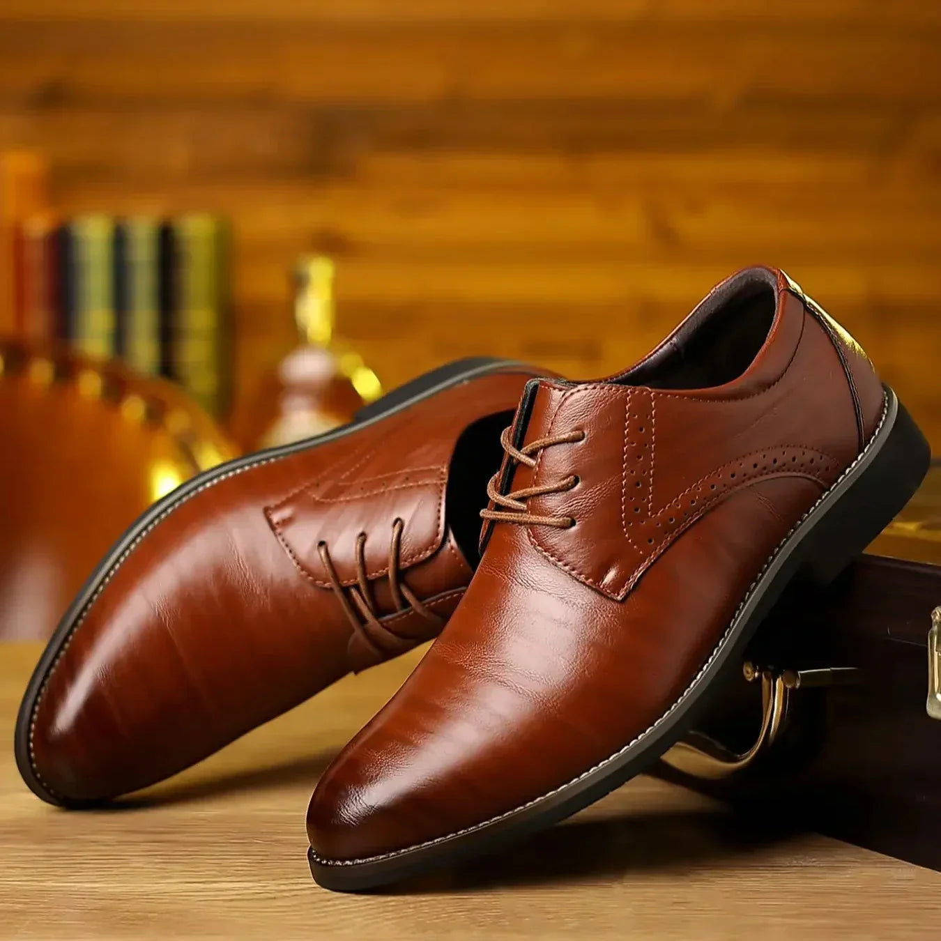 Men’s Oxford Dress Shoes – Brogue Detail – Closed Lace – Formal Fit