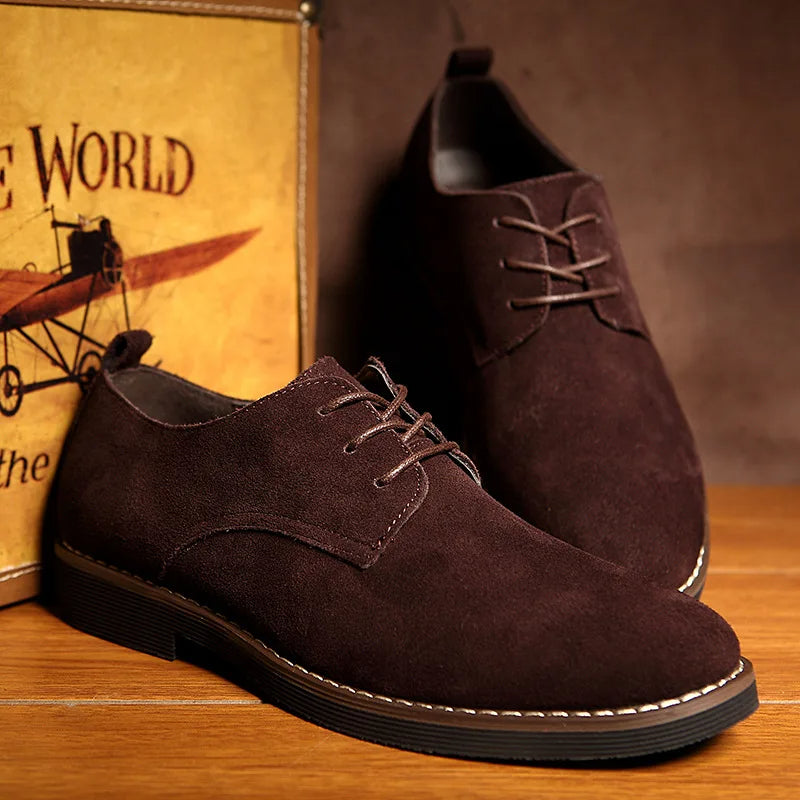 Men’s Oxford Shoes – Suede Lace-Up Design