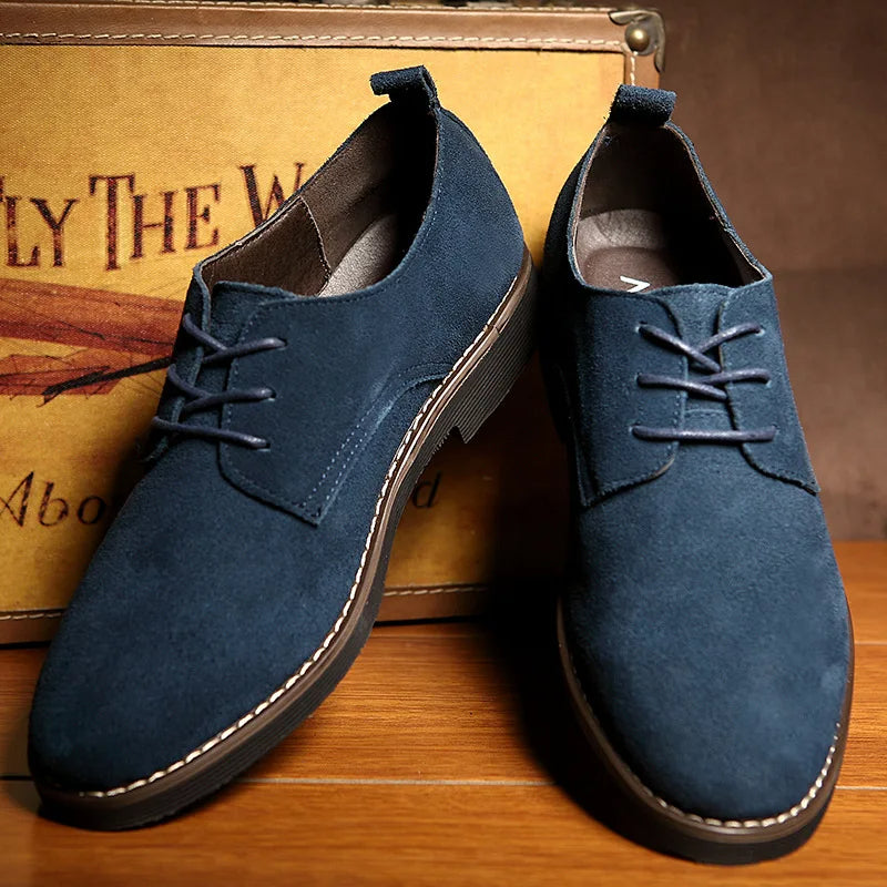 Men’s Oxford Shoes – Suede Lace-Up Design