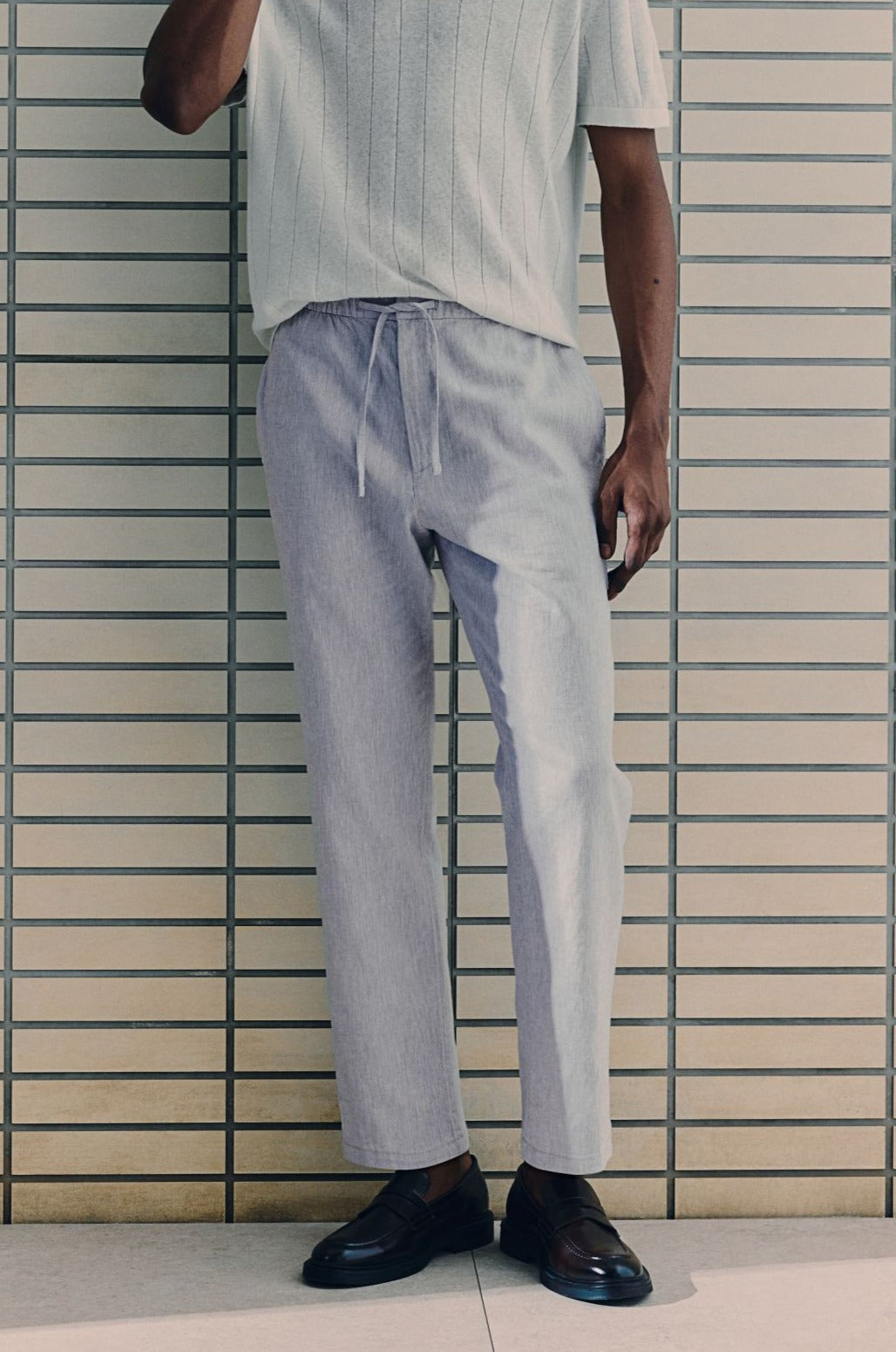 Men’s Relaxed Drawstring Trousers – Smart Casual Fit