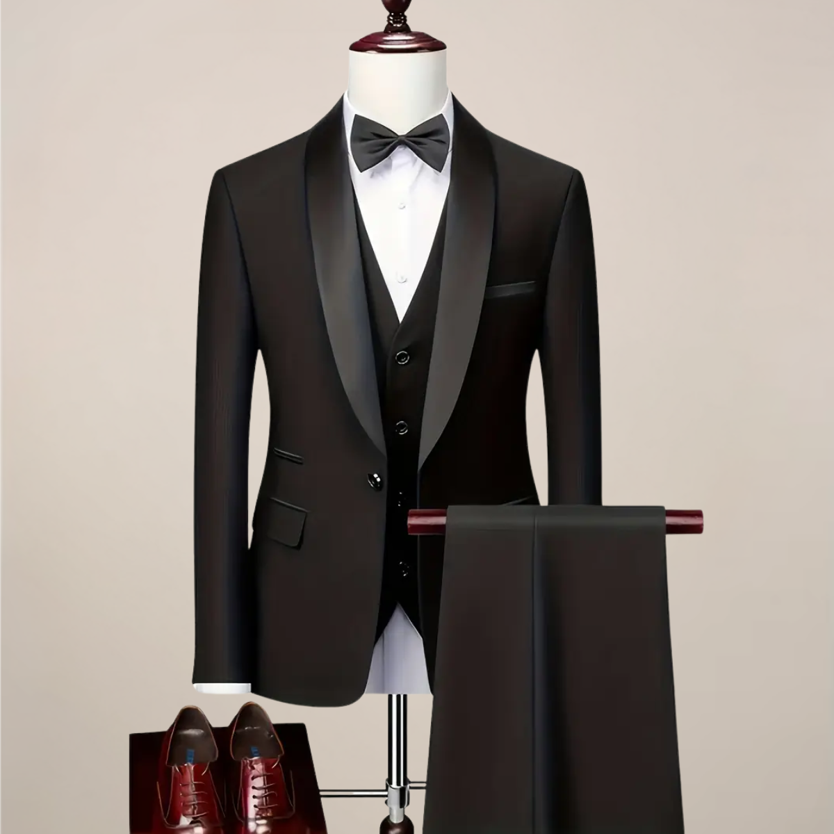 Men’s Slim Fit Three-Piece Tuxedo Suit – Tailored Formal Ensemble for Weddings & Black-Tie Events