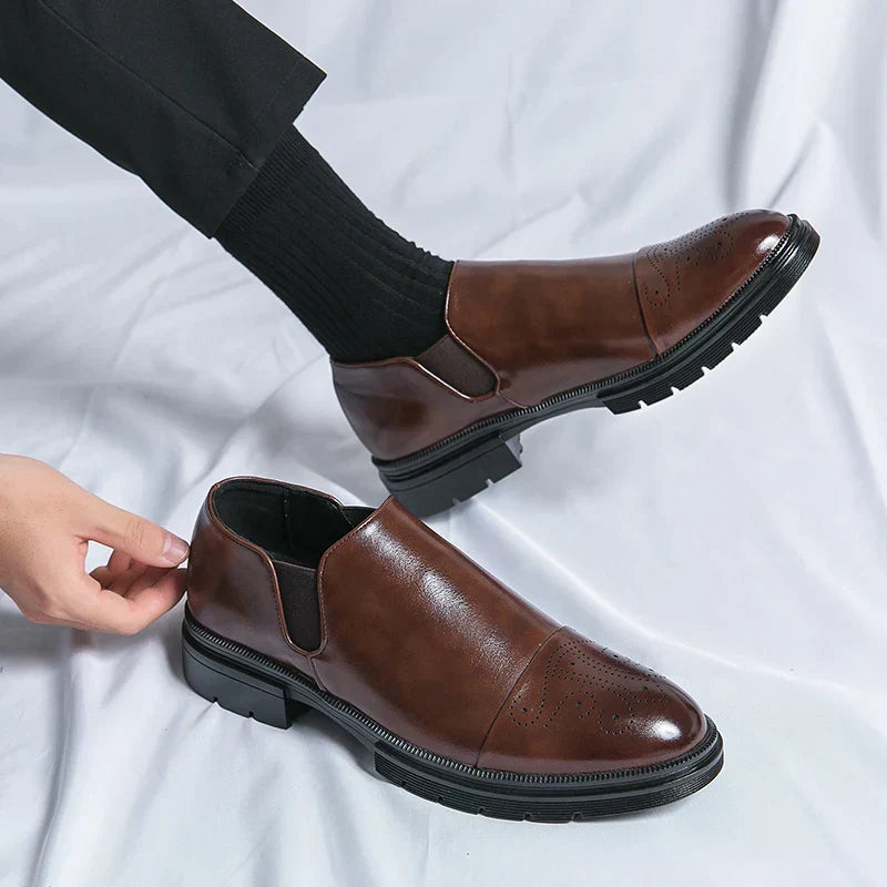 Men’s Slip-On Leather Shoes – Smart Casual Comfort with Elastic Panels