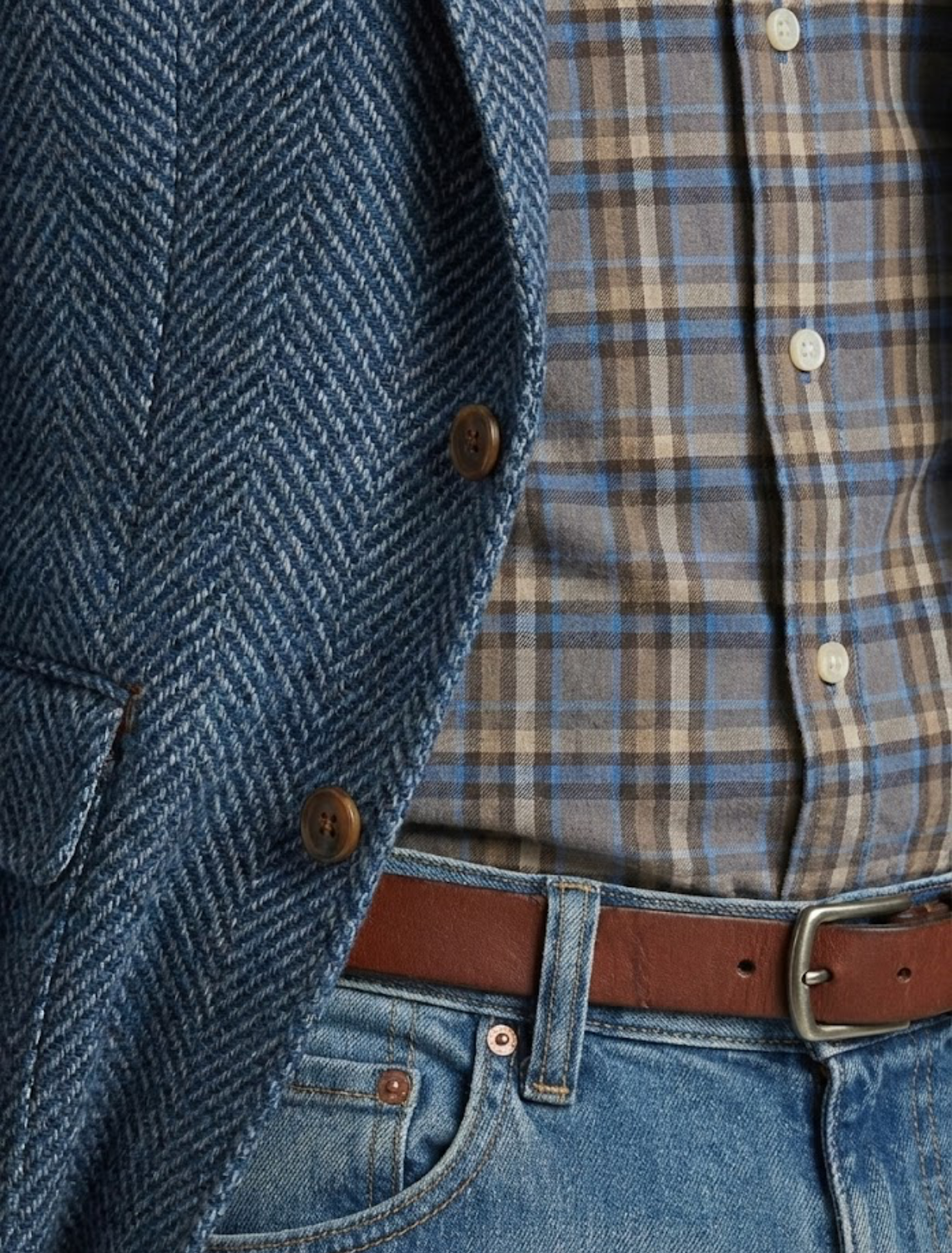 Men’s Tailored Blazer – Notched Lapel Design with Front Button Closure