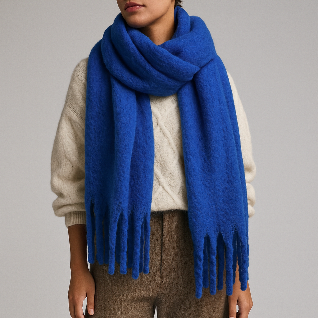 Soft Oversized Scarf – Classic Winter Wrap with Fringed Ends