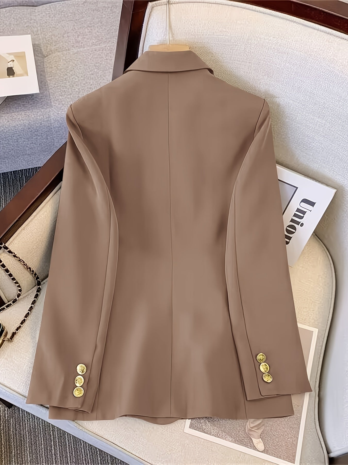 Women’s Tailored Double-Breasted Blazer – All-Season Formal Wear