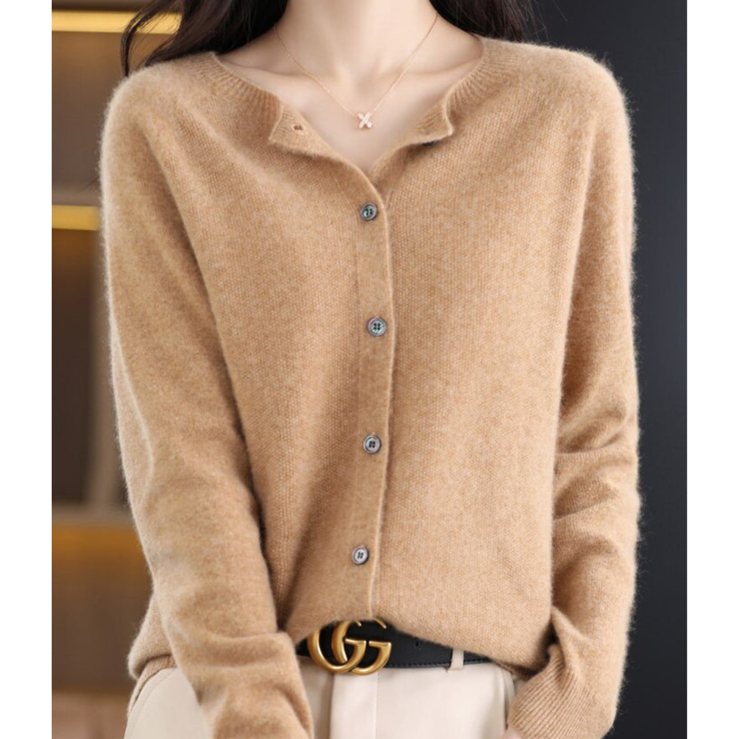 Mercy Cardigan Femme – Elegant Cardigan in Merino Wool & Soft Cashmere with Round Neck