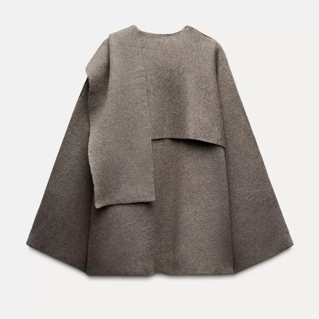 Emma Poncho Woman – Asymmetrical in Wool, Elegant & Ideal for Winter Warmth