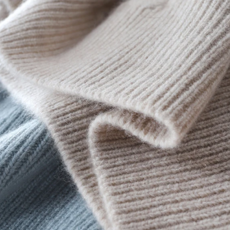 Camille Cashmere Sweater Women – Soft Turtleneck, Luxury 100% Cashmere & Elegant Style