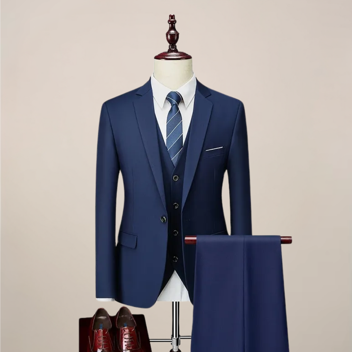 Men’s Slim Fit Three-Piece Suit – Tailored Navy Ensemble for Weddings & Formal Occasions