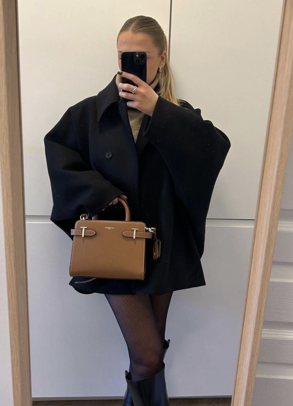 Lainey Women's Coat – Elegant & Comfortable Oversized Wool Coat for Winter