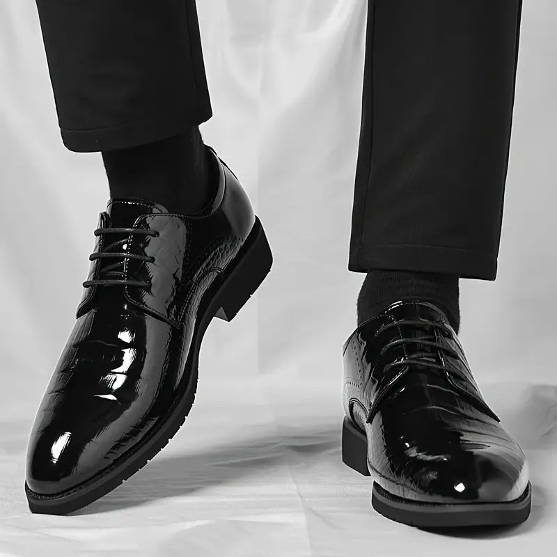 Men’s Black Patent Oxford Dress Shoes – Gloss Textured Finish with Lace-Up Closure