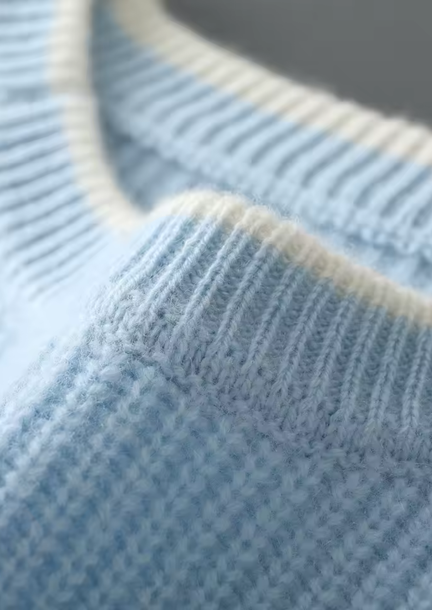 Men’s Crew Neck Knitted Sweater – All-Season Smart Casual Essential