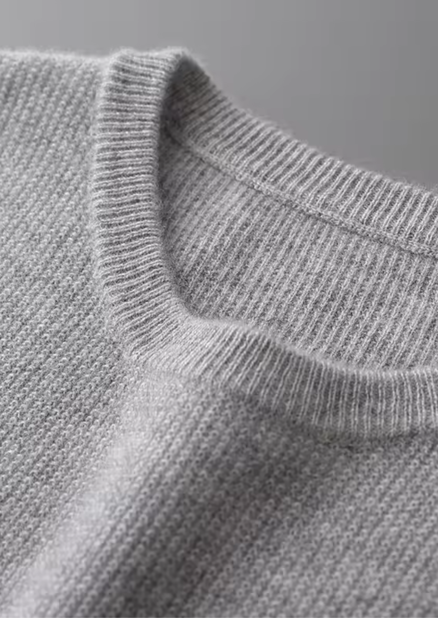 Men’s Crew Neck Vest – Minimalist Sleeveless Layer
