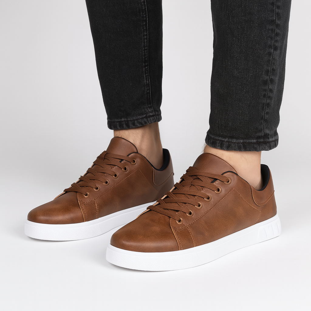 Men’s Modern Sneaker Style – Casual Lace-Up