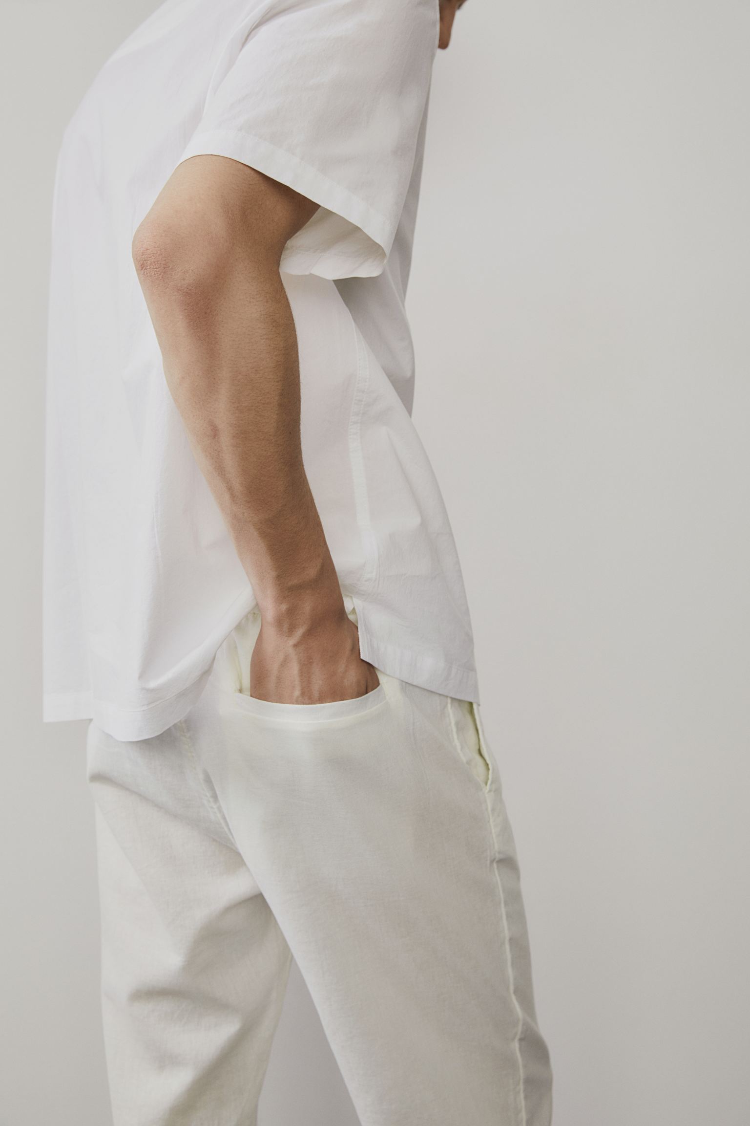 Men’s Relaxed Drawstring Trousers – Smart Casual Fit