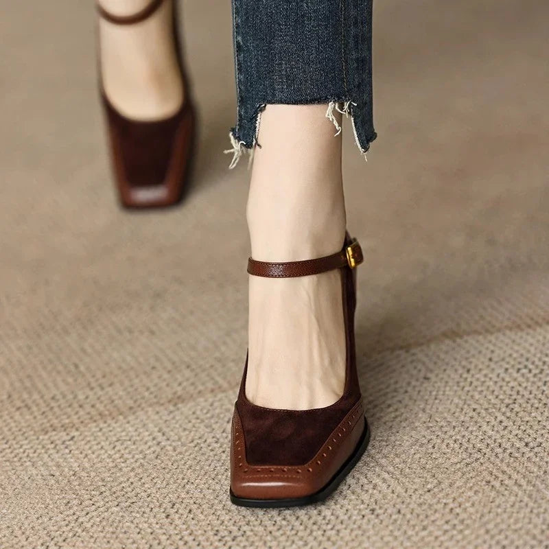 Annie | Classic Pumps