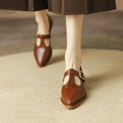 Annie | Pointed Heels