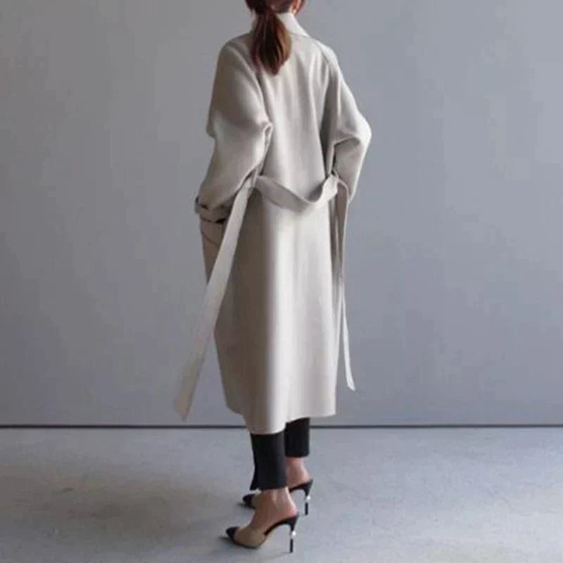 Isabelle Women's Long Wool Coat – Elegant & Comfortable Timeless Winter Coat
