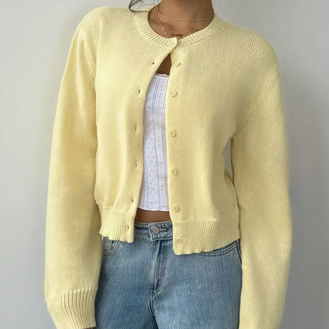 Women’s Cropped Button Cardigan – Soft Knit Layer for Everyday & Casual Wear