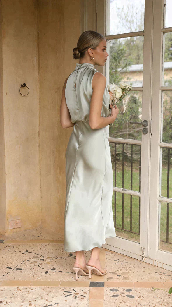 Women’s Elegant Halter Midi Dress – Draped Neckline with Fluid Silhouette
