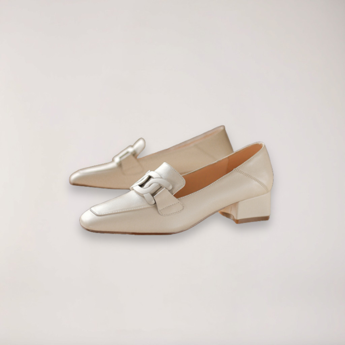 Women’s Structured Casual Shoes – Refined Low-Profile Design for All-Day Styling