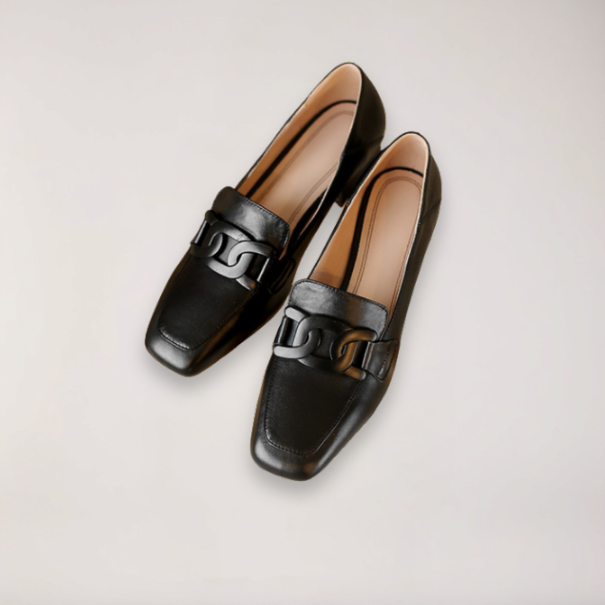 Women’s Structured Casual Shoes – Refined Low-Profile Design for All-Day Styling