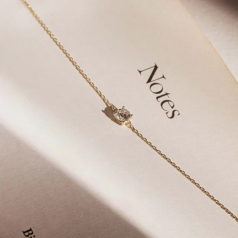 Clara | Bracelet with Moissanite Stones in 14k Gold