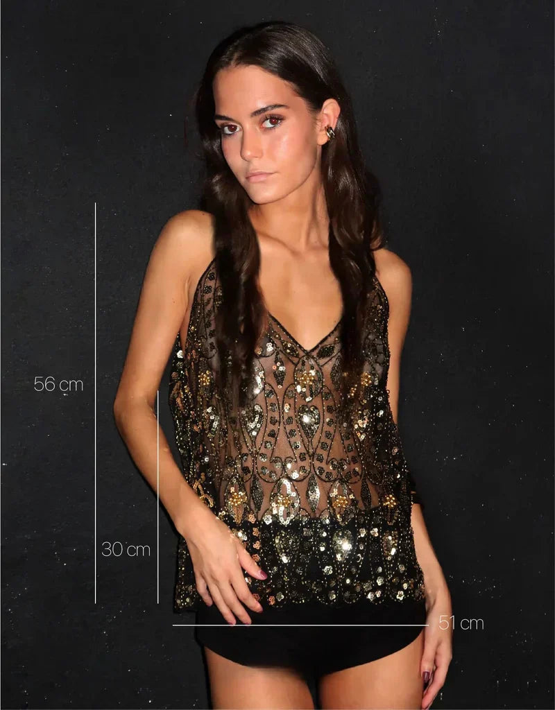 Kate Haut Femme – Elegant Top Adorned with Luxurious Details and Comfortable Fit